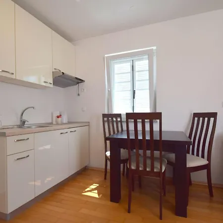 Appartement Rosemary By Interhome